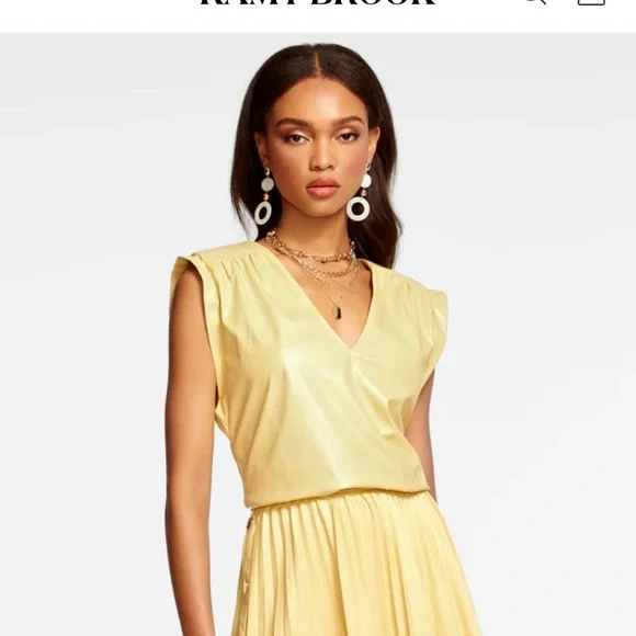 green emerald velvet dress Bright Yellow Paneled Women A-Line Summer Leather Dress Custom / Black main image 1